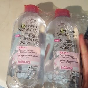 Garnier Skin Active micellar cleansing water